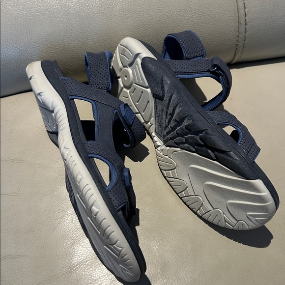 Dr. Scholl's Sandals hiking women’s Adelyn blue size 9.5 M sport beach shoes - Picture 3 of 9